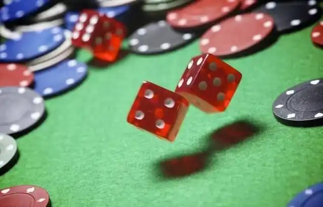 577 Progressive Jackpot Slot – ဆုကြီးများ ပေါင်းစုနေ